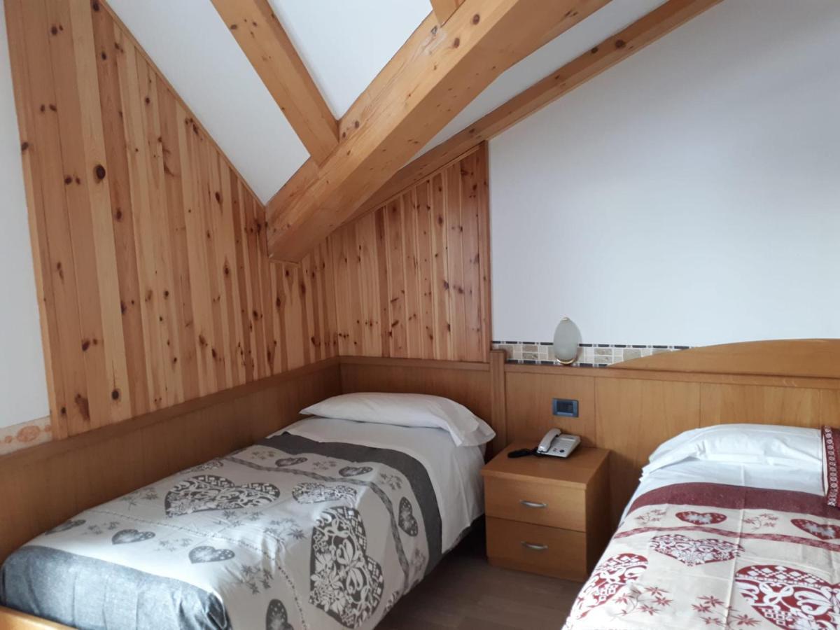 Hotel Panorama Passo del Tonale Ngoại thất bức ảnh
